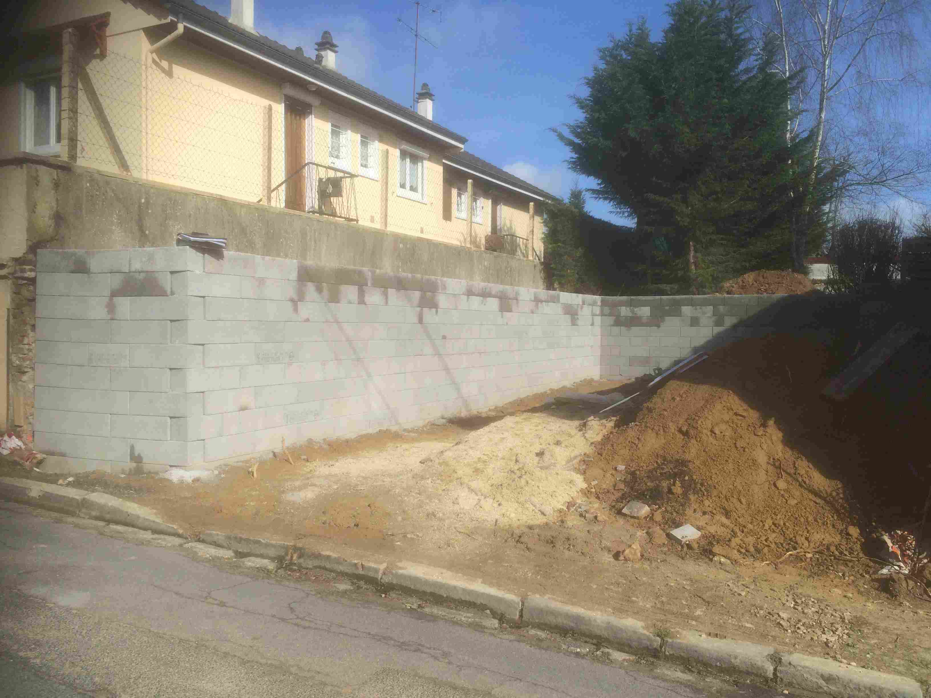 Laigneville création mur parpaing