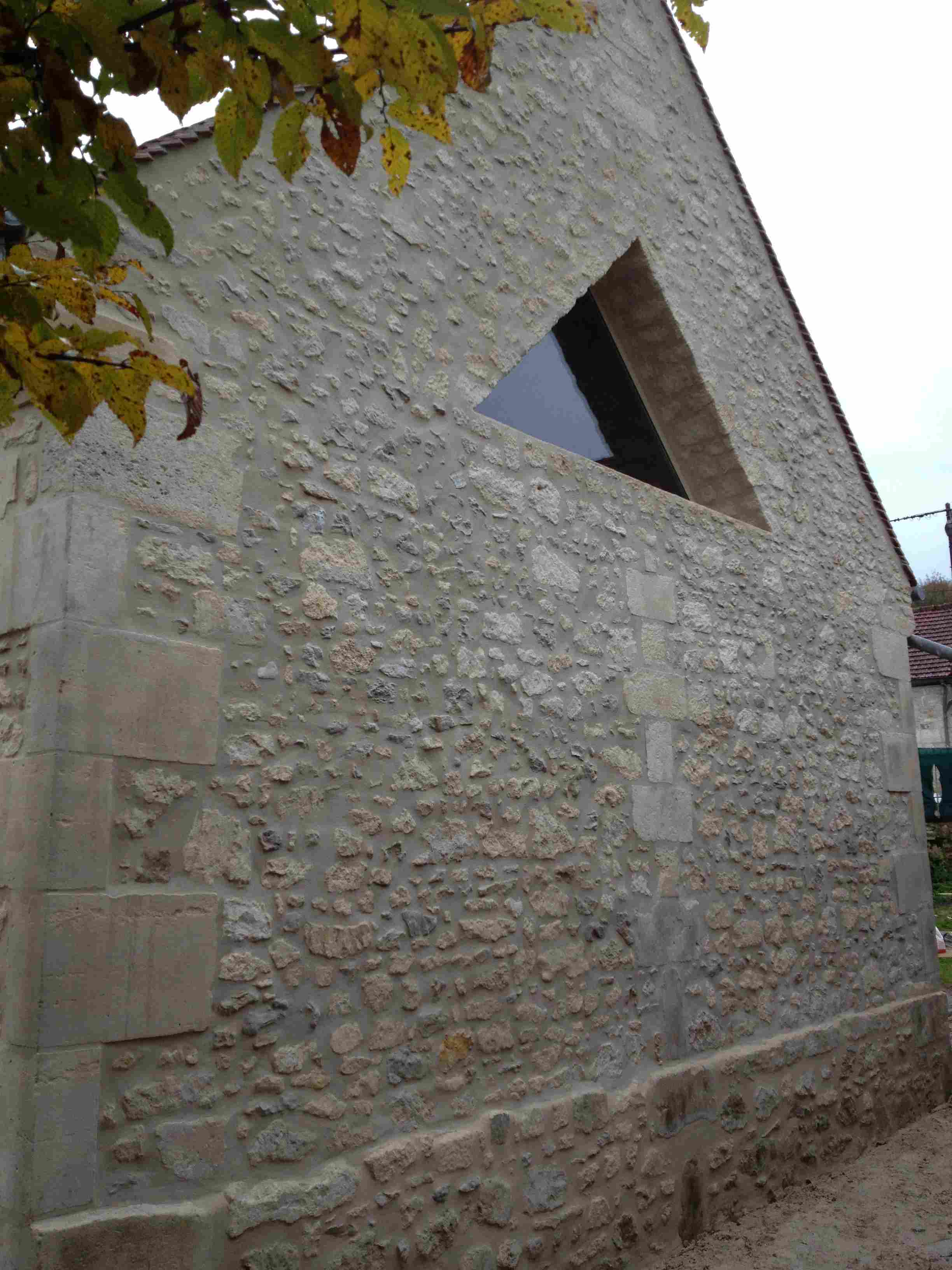 Rhuis percement pignon pierre