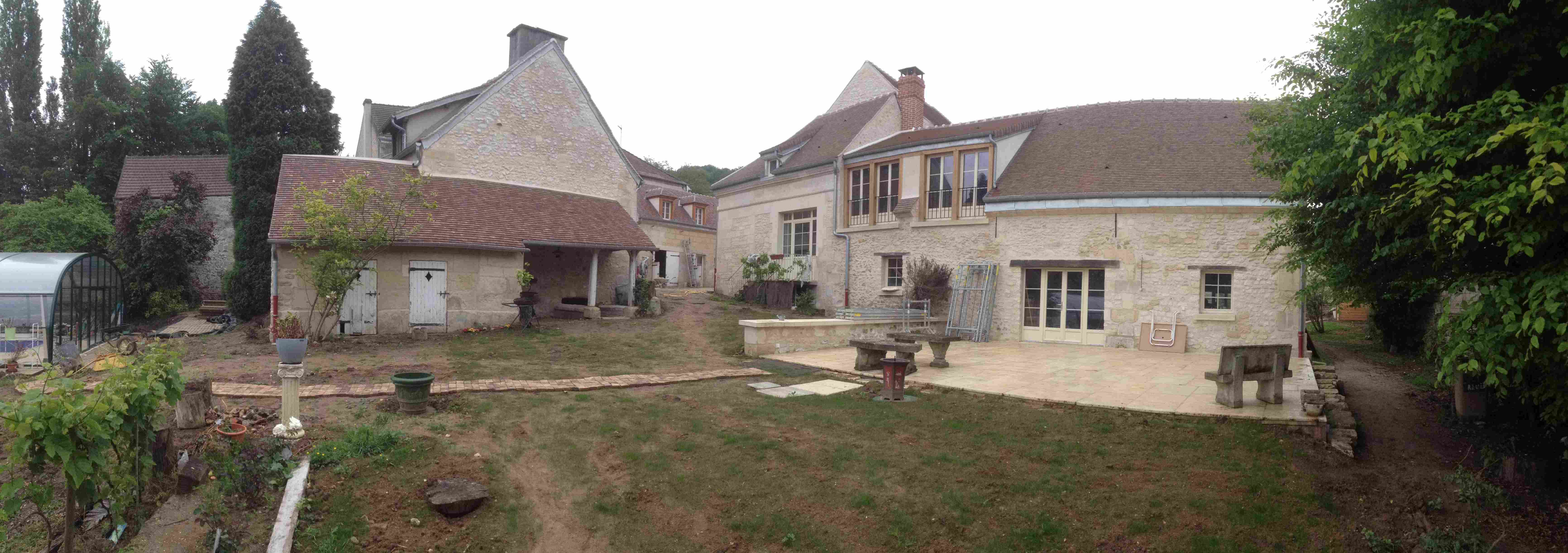 Rhuis propriété pierre longère