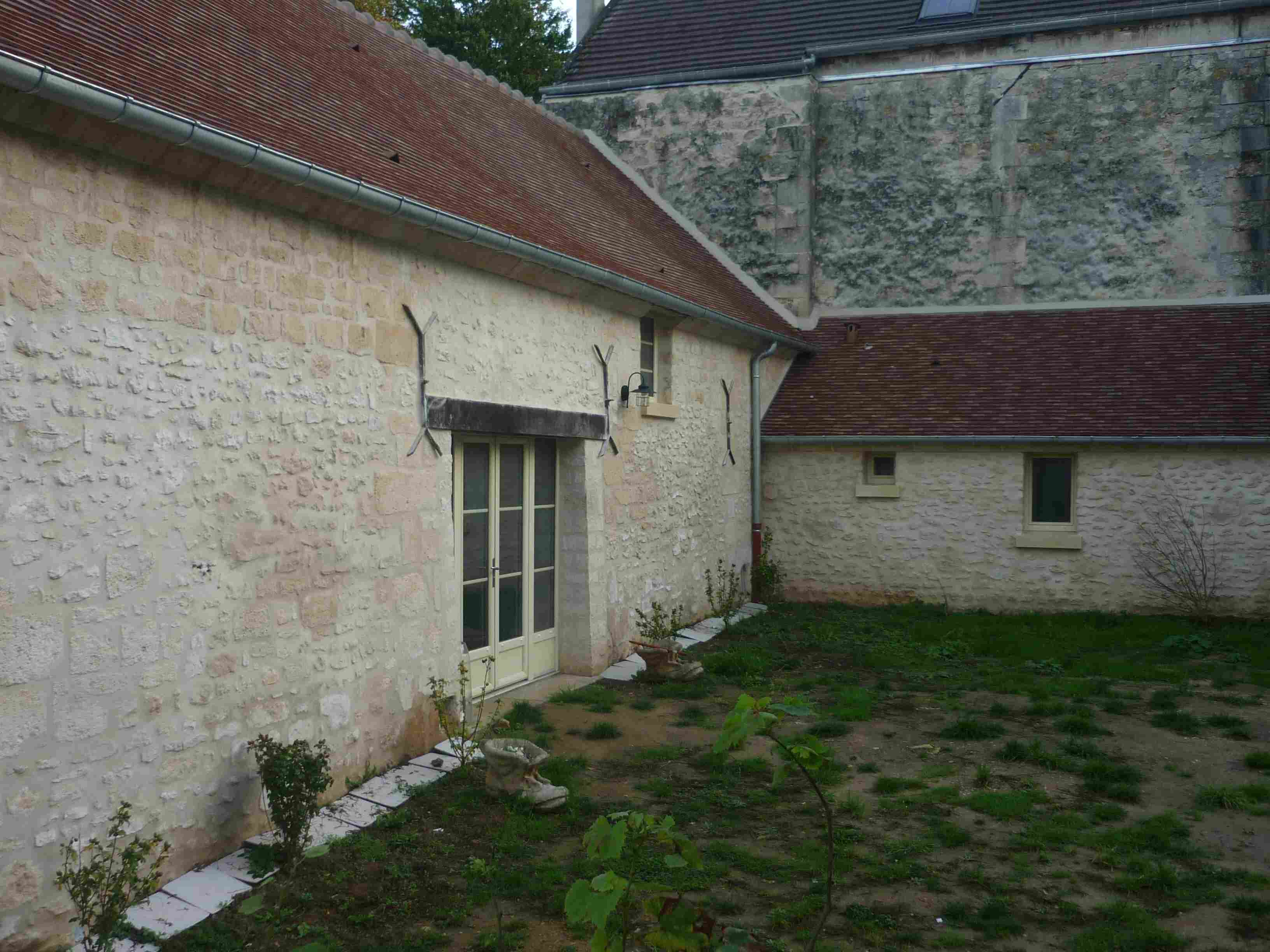Rhuis longère rénovation pierre